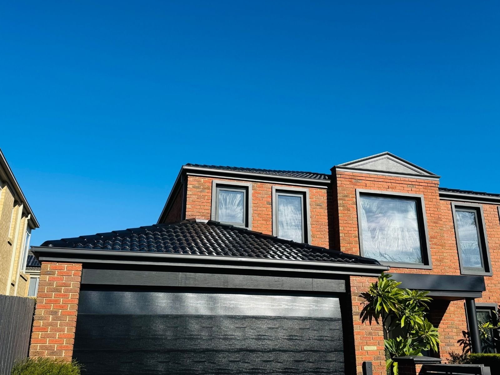 Broken roof tiles and leaks